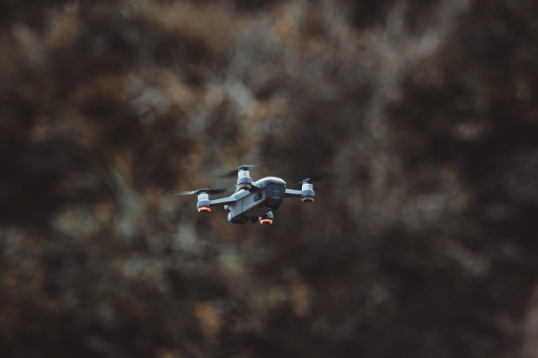 Best Mini Drone for Beginners – Drones Under 50 USD for Practicing Stick Moment
