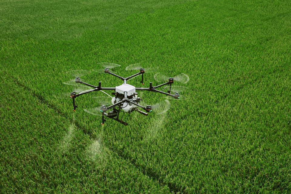 Drone operator jobs -in-agriculture